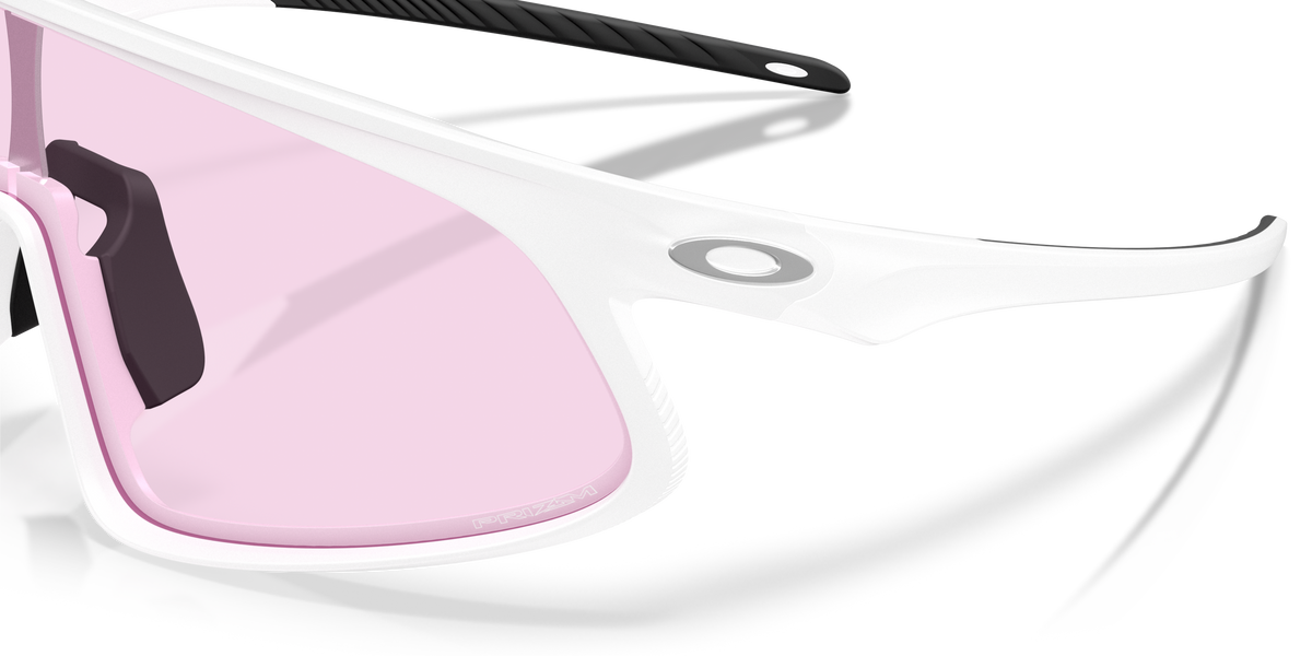 Oakley RSLV 141